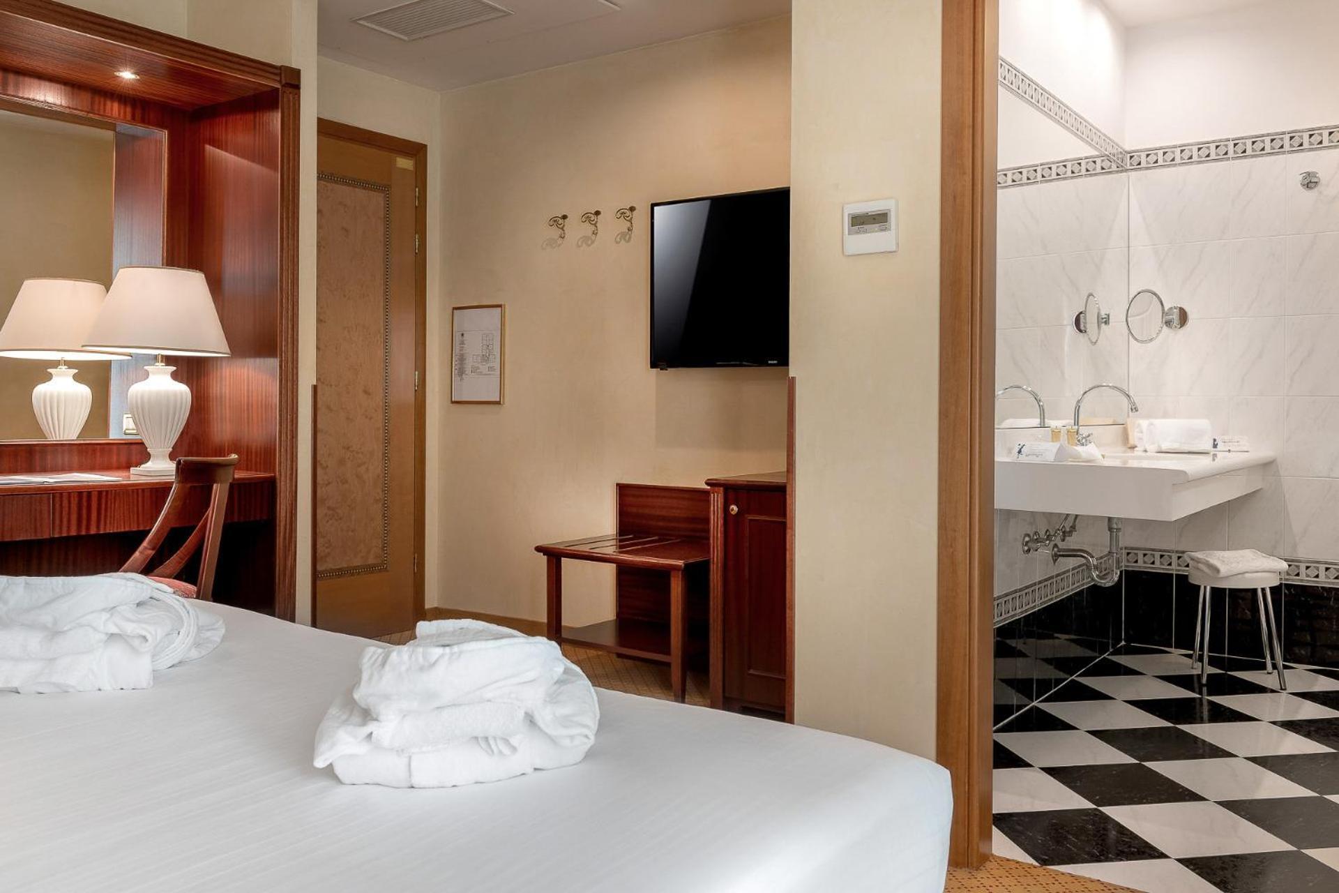 Hotel De Londres Римини Стая снимка